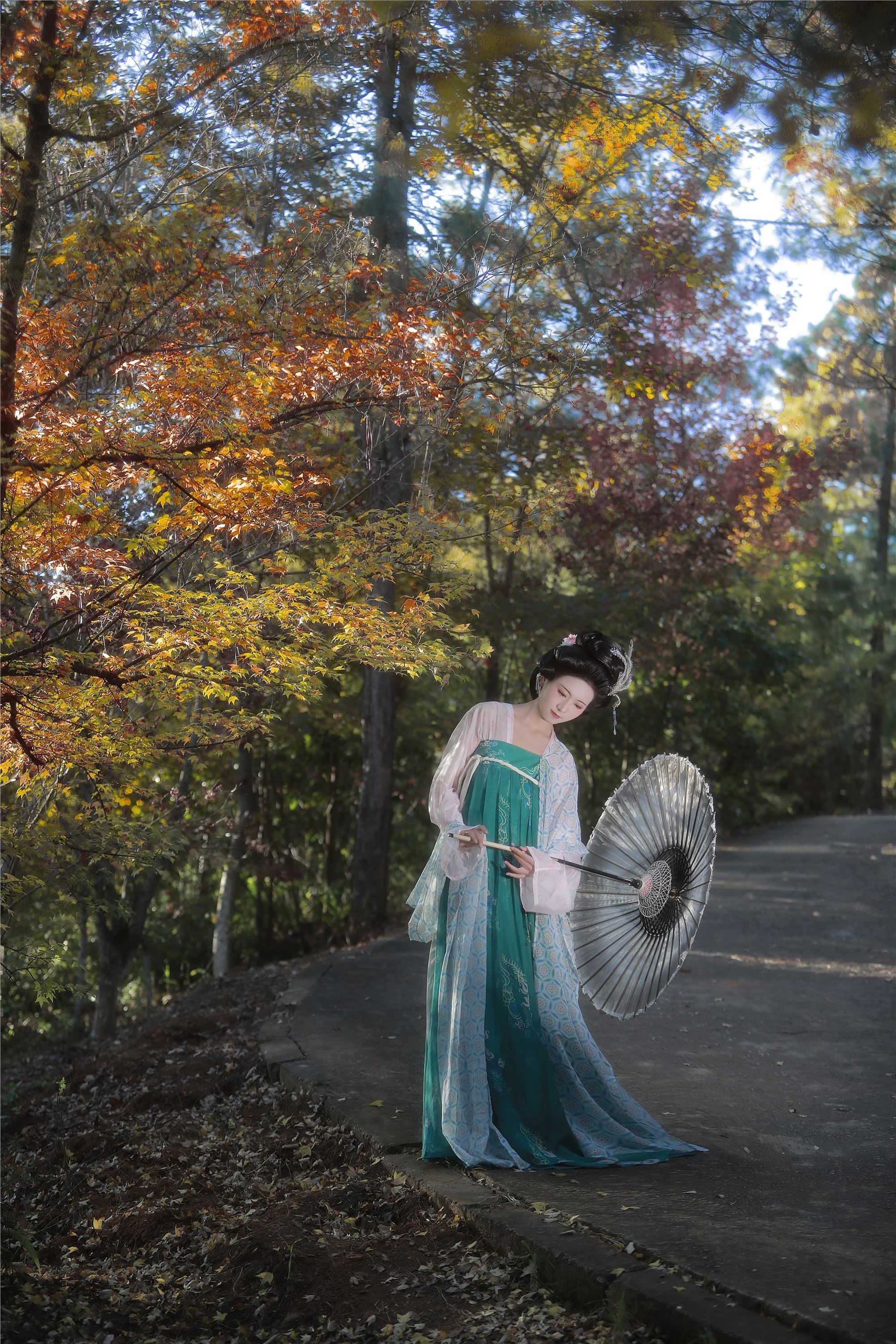 YITUYU艺图语 2025.01.25 橙黄橘绿时 瑜瑾